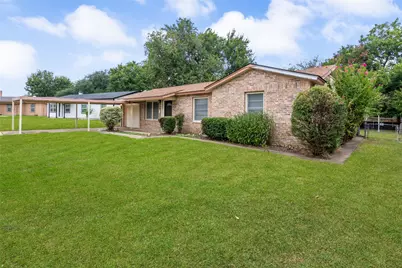 5229 Ira Street N, Haltom City, TX 76117 - Photo 3