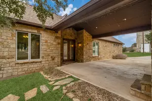 7033 W Hells Gate Dr, Strawn, TX 76475 - Photo 9