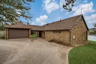 7033 W Hells Gate Dr, Strawn, TX 76475 - Photo 9