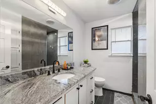 621 Royal Valley Rd, Grand Prairie, TX 75052 - Photo 23