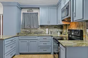 621 Royal Valley Rd, Grand Prairie, TX 75052 - Photo 11