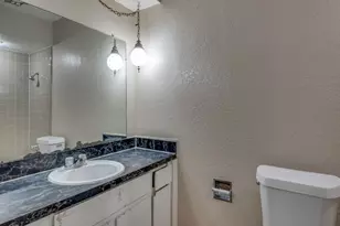 2013 Snowmass Ln, Garland, TX 75044 - Photo 15