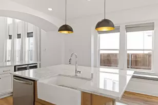 1825 Pelham Dr, Aubrey, TX 76227 - Photo 13