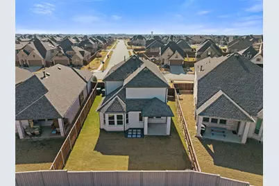 1825 Pelham Drive, Aubrey, TX 76227 - Photo 31