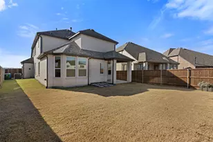 1825 Pelham Dr, Aubrey, TX 76227 - Photo 27
