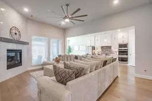 1800 Flowerfield Ln, Mansfield, TX 76063 - Photo 11