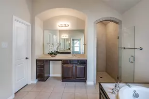 909 Green Coral Dr, Little Elm, TX 75068 - Photo 9