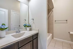 909 Green Coral Dr, Little Elm, TX 75068 - Photo 11