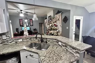 1216 Rio Vista Dr, DeSoto, TX 75115 - Photo 9