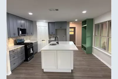 2303 Royal Acres Drive, Denton, TX 76209 - Photo 5