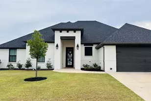 3021 Nob Hill Dr, Burleson, TX 76028 - Photo 1