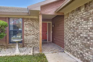 424 Benjamin Ln, Arlington, TX 76002 - Photo 3
