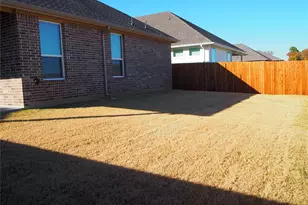 2505 Starling St, Denton, TX 76205 - Photo 5