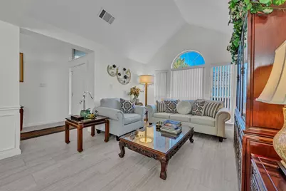 729 Claridge Drive, Arlington, TX 76018 - Photo 7