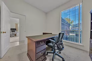 729 Claridge Dr, Arlington, TX 76018 - Photo 33