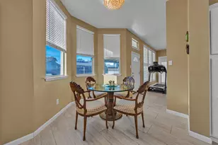 729 Claridge Dr, Arlington, TX 76018 - Photo 17