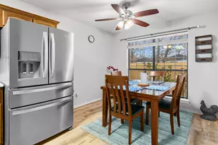 190 44th St SW, Paris, TX 75460 - Photo 9