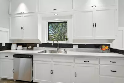 726 Haines Avenue, Dallas, TX 75208 - Photo 11