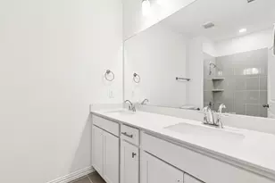 3737 Pierce Ln, Grand Prairie, TX 75052 - Photo 13