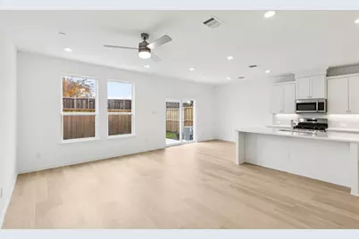 3737 Pierce Lane, Grand Prairie, TX 75052 - Photo 3