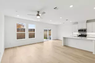 3737 Pierce Ln, Grand Prairie, TX 75052 - Photo 3