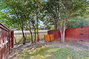 2344 Southcourt Cir, Irving, TX 75038 - Photo 35