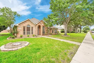 1211 Greenway Dr, Allen, TX 75013 - Photo 3