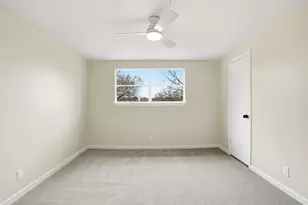 8625 Marys Creek Dr, Benbrook, TX 76116 - Photo 19