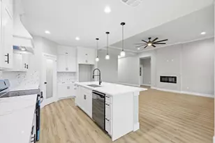 859 Harbor Point, Gun Barrel City, TX 75156 - Photo 5