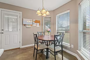 1510 White Willow Ln, Arlington, TX 76002 - Photo 9