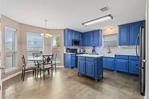 1510 White Willow Ln, Arlington, TX 76002 - Photo 13