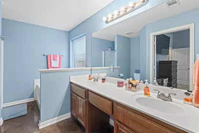 1510 White Willow Lane, Arlington, TX 76002 - Photo 17