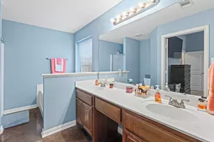 1510 White Willow Ln, Arlington, TX 76002 - Photo 17