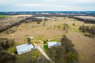 751 Sullivan Rd, Ennis, TX 75119 - Photo 1