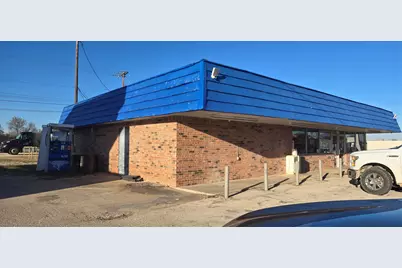 309 E Highway 82, Nocona, TX 76255 - Photo 3