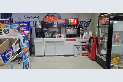 309 E Highway 82, Nocona, TX 76255 - Photo 23