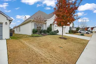 5120 Gaucho Trl, Fort Worth, TX 76126 - Photo 3