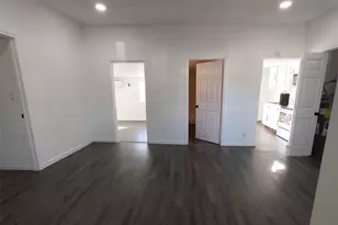 1324 W Morton St, Denison, TX 75020 - Photo 9