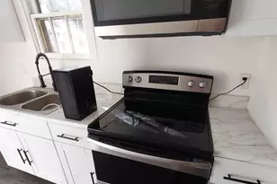 1324 W Morton St, Denison, TX 75020 - Photo 7