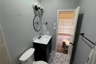 2506 Wedglea Dr, Dallas, TX 75211 - Photo 15