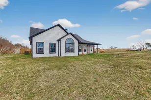 400 Vz County Road 4211, Ben Wheeler, TX 75754 - Photo 5