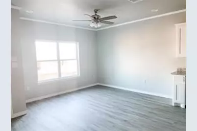 110 Oakland Street #F, Grandview, TX 76050 - Photo 3