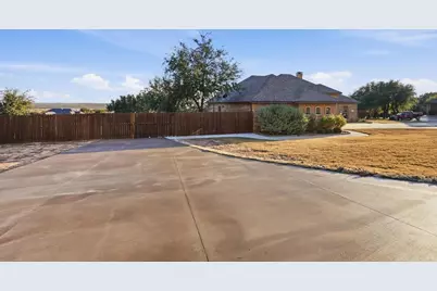 109 Benton, Tuscola, TX 79562 - Photo 33