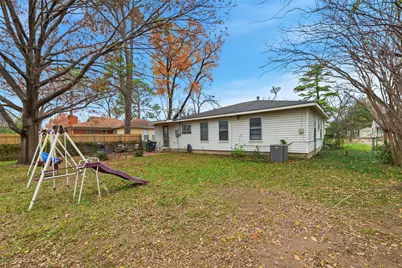 1212 W Lovers Lane, Arlington, TX 76013 - Photo 15