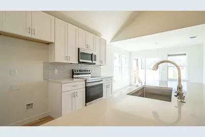 924 Bosque River Drive, Granbury, TX 76048 - Photo 15