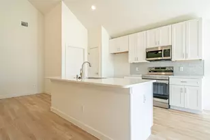 924 Bosque River Dr, Granbury, TX 76048 - Photo 9