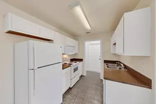 2760 Pike Dr, Lancaster, TX 75134 - Photo 5