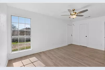 9918 Cedar Mountain Circle, Dallas, TX 75217 - Photo 13