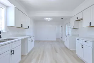 1523 Crescent Dr, Sherman, TX 75092 - Photo 7