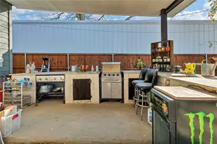 3700 8th Ave, Fort Worth, TX 76110 - Photo 27